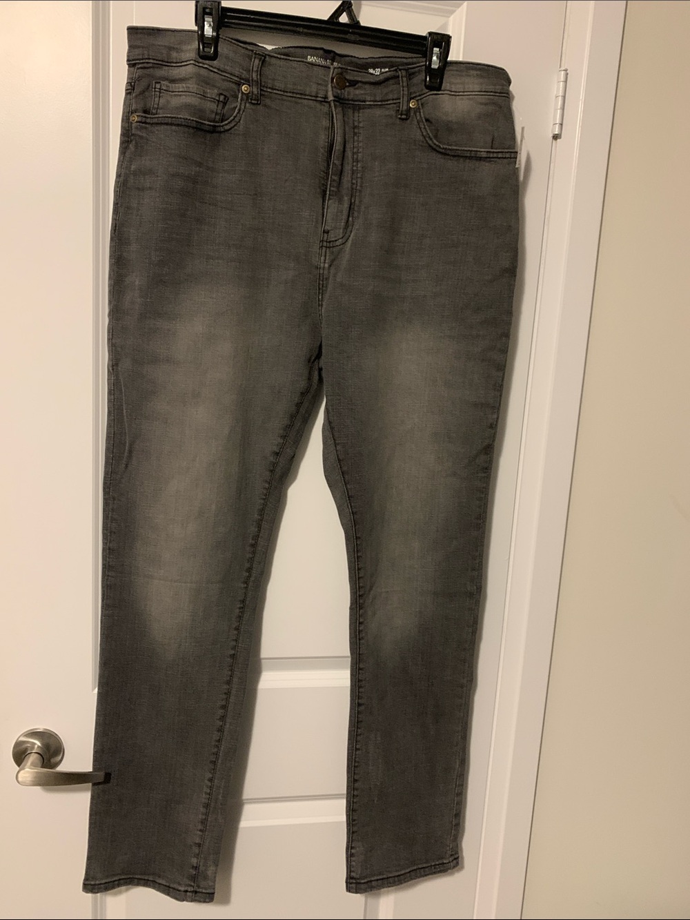 Banana Republic Slim Straight Jeans in Gray Wash